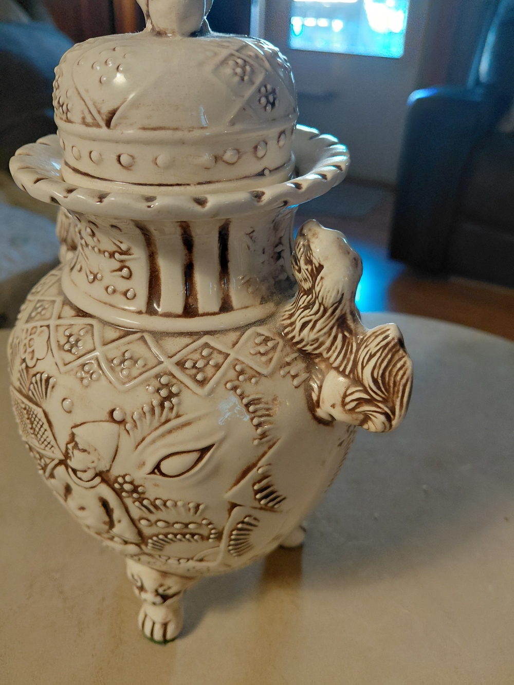 Decorative Cream Ceramic Lidded Urn with Carved Dog Finial - Picture 3 of 14